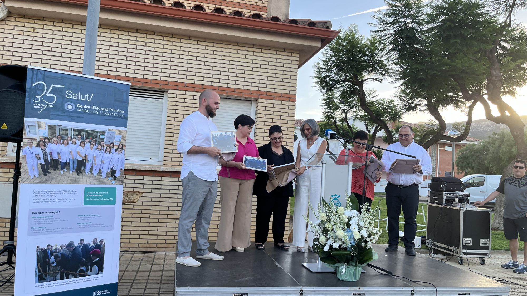 El CAP de l’Hospitalet de l’Infant passa a portar el nom de Carles Barceló Vernet 1