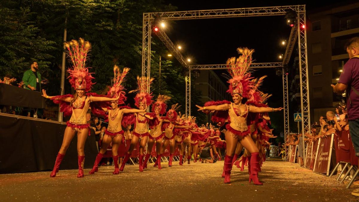 Summer Carnaval Les Roquetes Desfilada