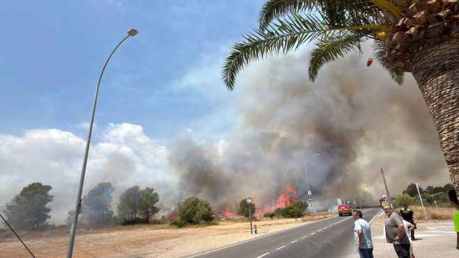 Imatge de l'incendi a Mont roig