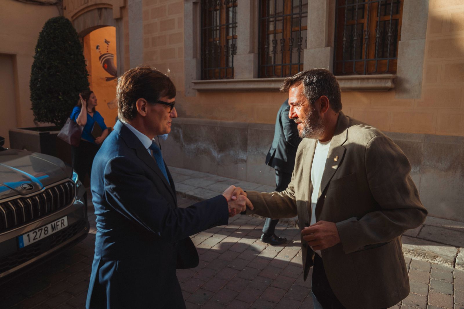 Recepció Salvador Illa a Casa de Cultura Mont roig