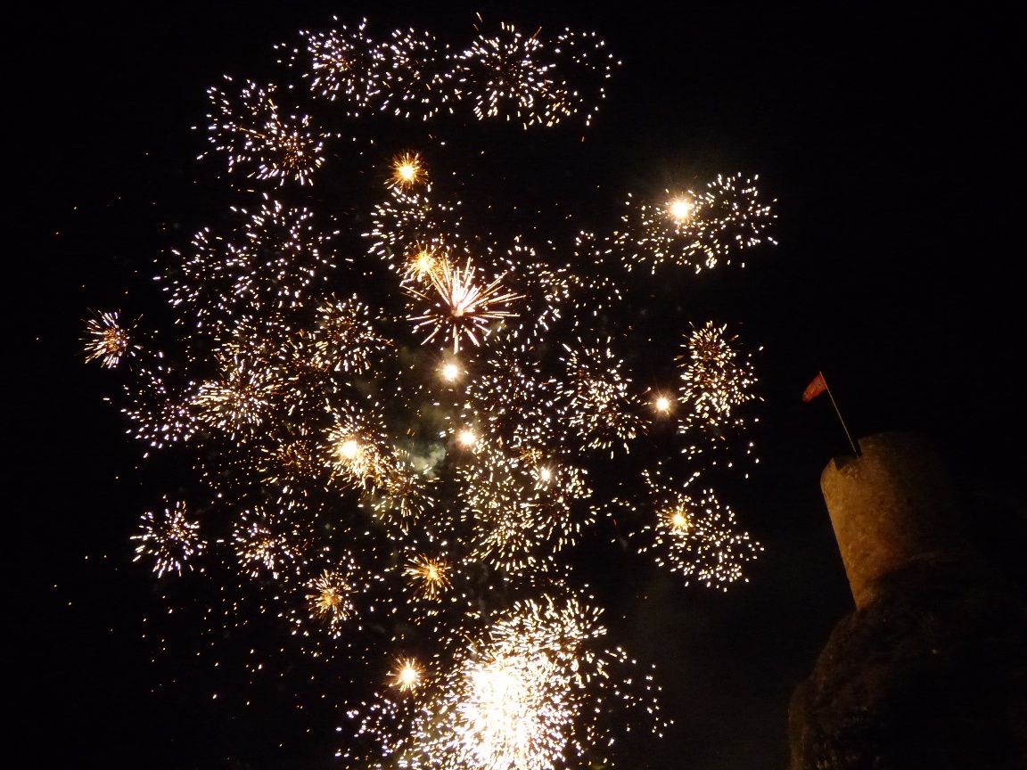 Focs artificials en la cloenda de la XXIX Festa del Renaixement de Tortosa