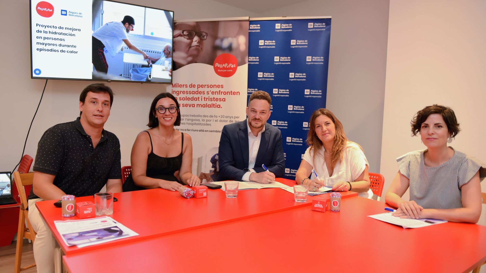 Aigües de Barcelona i Pallapupas uneixen esforços per promoure el benestar de les persones grans (2)