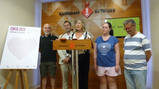 L'alcaldesa de Tortosa, Mar Lleixà, durant la presentació de les Festes de la Cinta