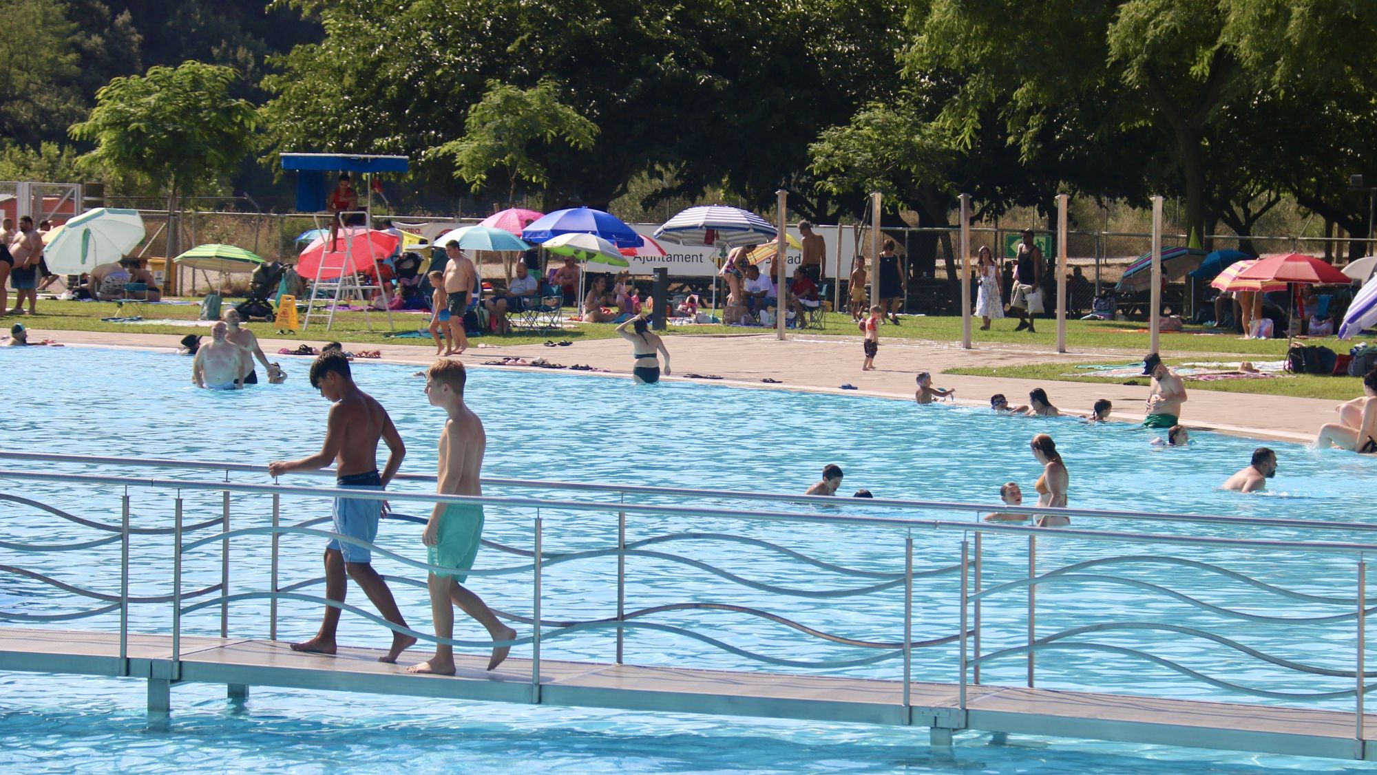Ambient a la Bassa, la principal piscina de Sabadell. (5)