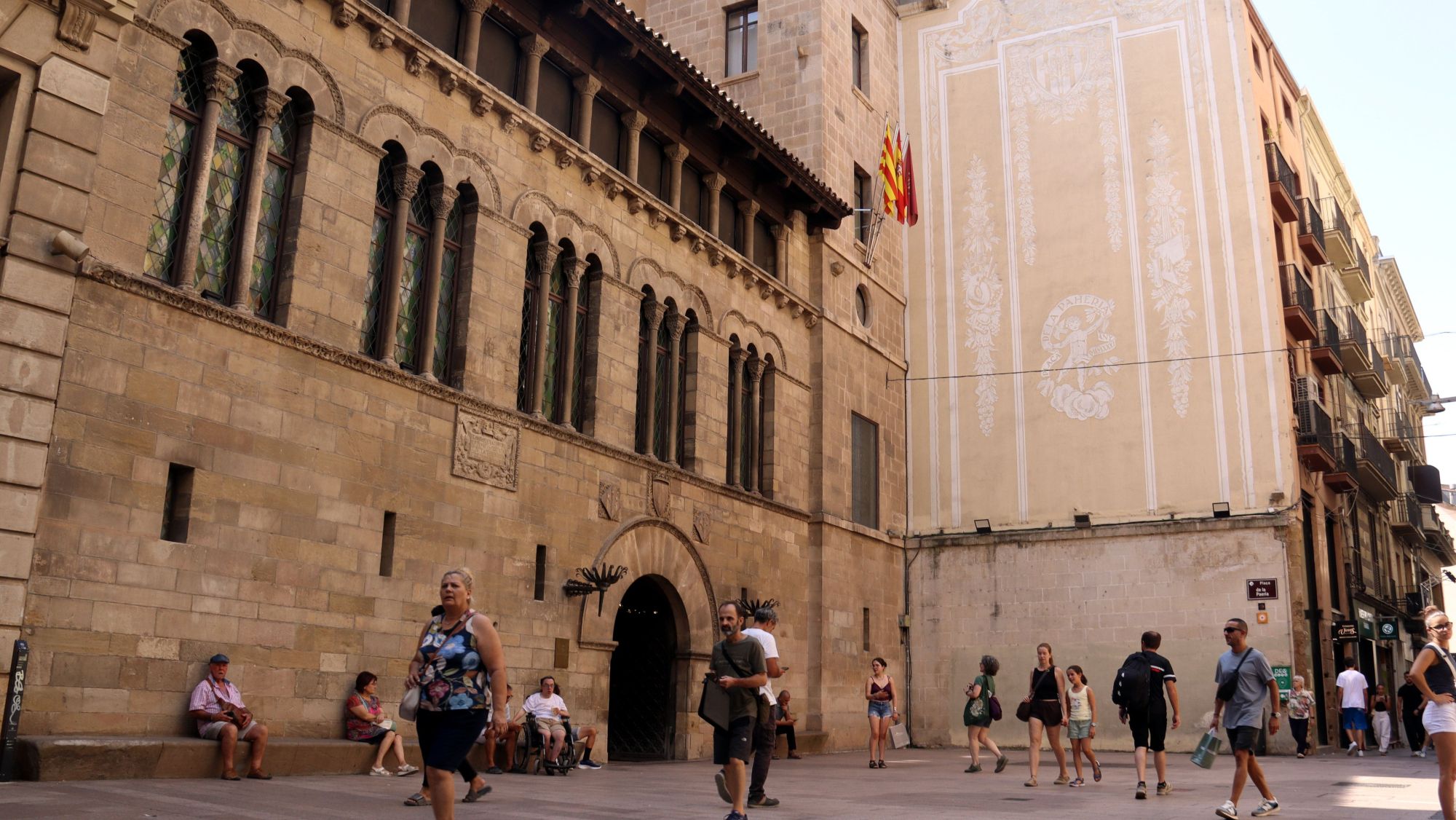 La plaça de la Paeria de Lleida