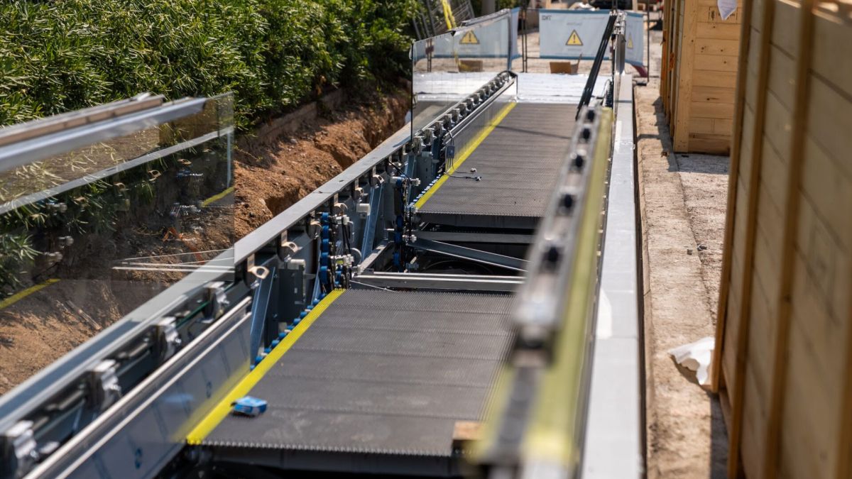 Les rampes ja s'estan instal·lant