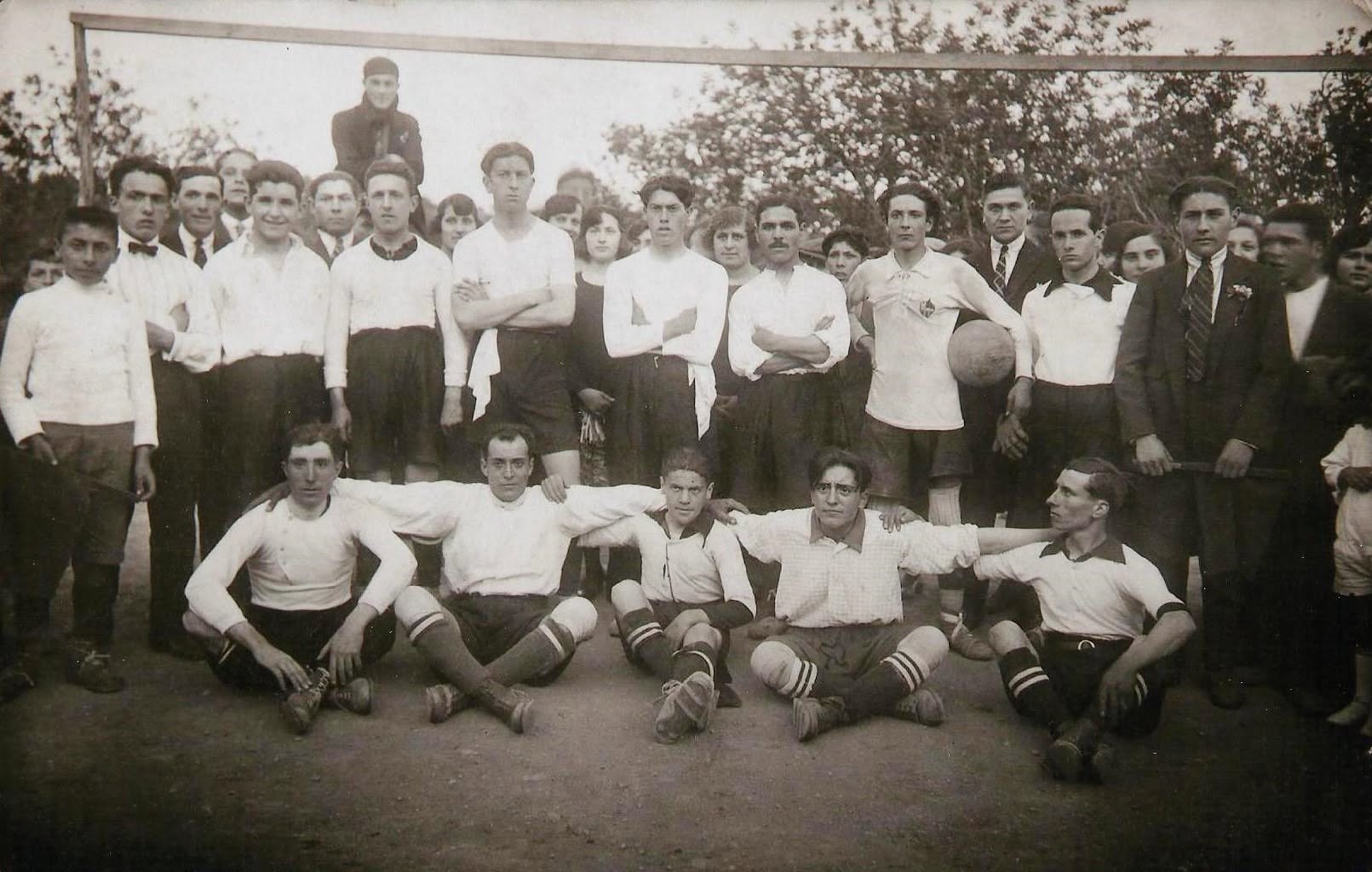 Equip del CE el Catllar el 1925. Fotografia cedida