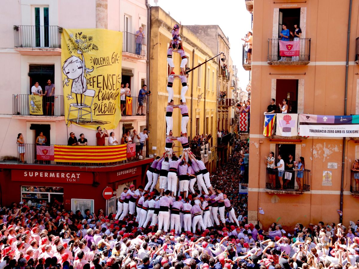 2 de 9 amb folre i manilles de la Jove de Tarragona a la diada de Sant Magí