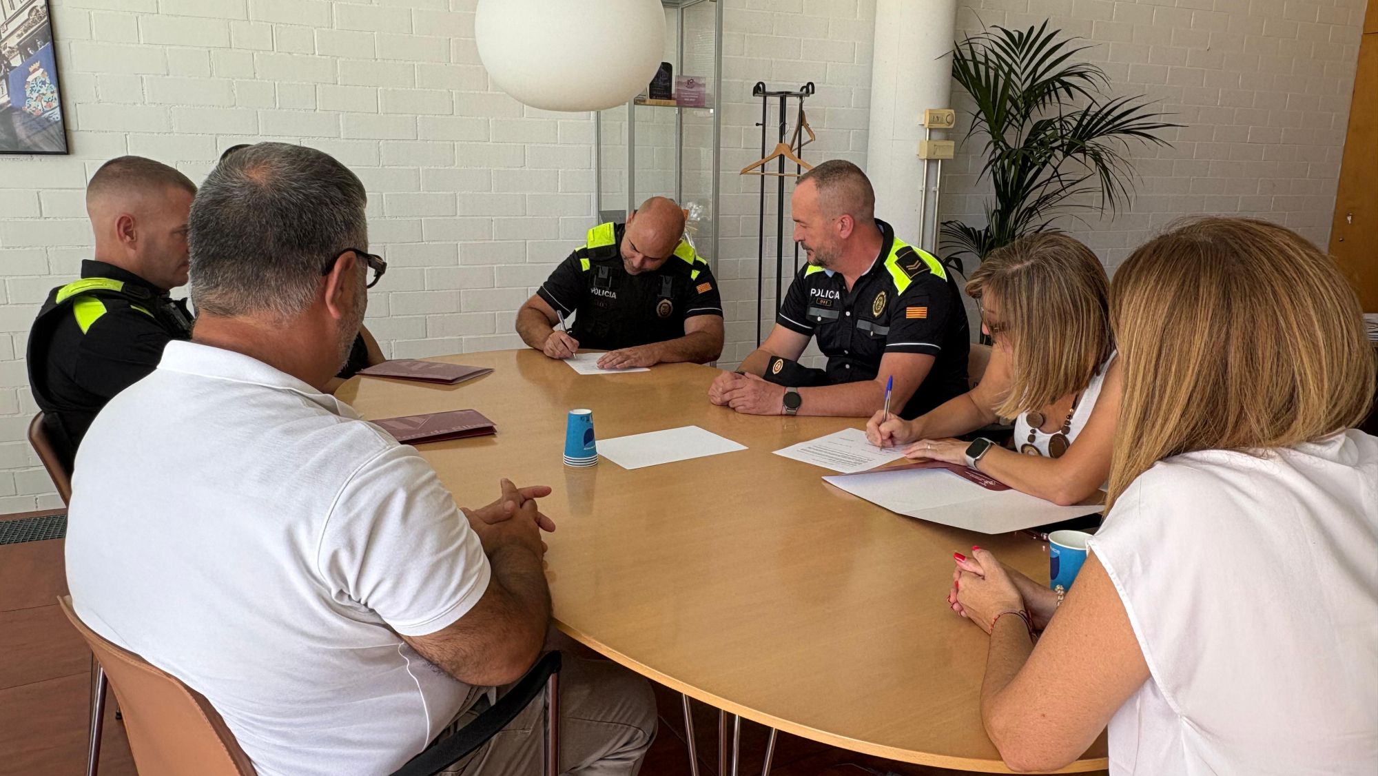 Sant Pere de Ribes incorpora tres agents com a funcionaris de carrera a la Policia Local 3