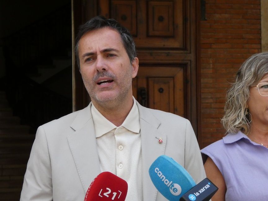 Jordi Jordan en la presentació de les Festes de la Cinta de Tortosa 2026