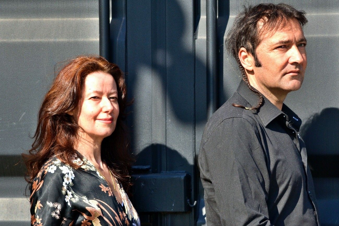 Anabelle Dos Santos Rosa i Raphaël Charrier, del duet Fado Libre, actuaran el 23 d’octubre a l’Espai Orfeó de Lleida.