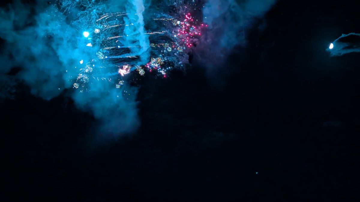 Espectacle nocturn durant la Festa al Cel de Salou