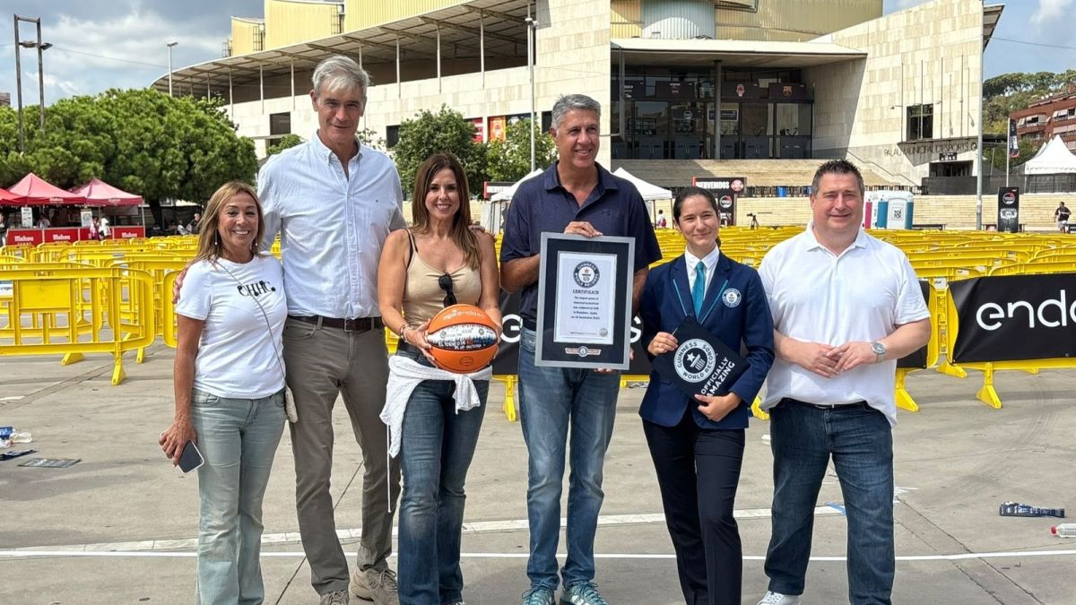 Badalona fa història i entra al llibre Guiness dels rècords per la porta gran 2