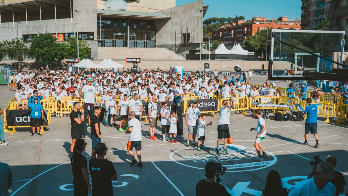 Badalona fa història i entra al llibre Guiness dels rècords per la porta gran 3