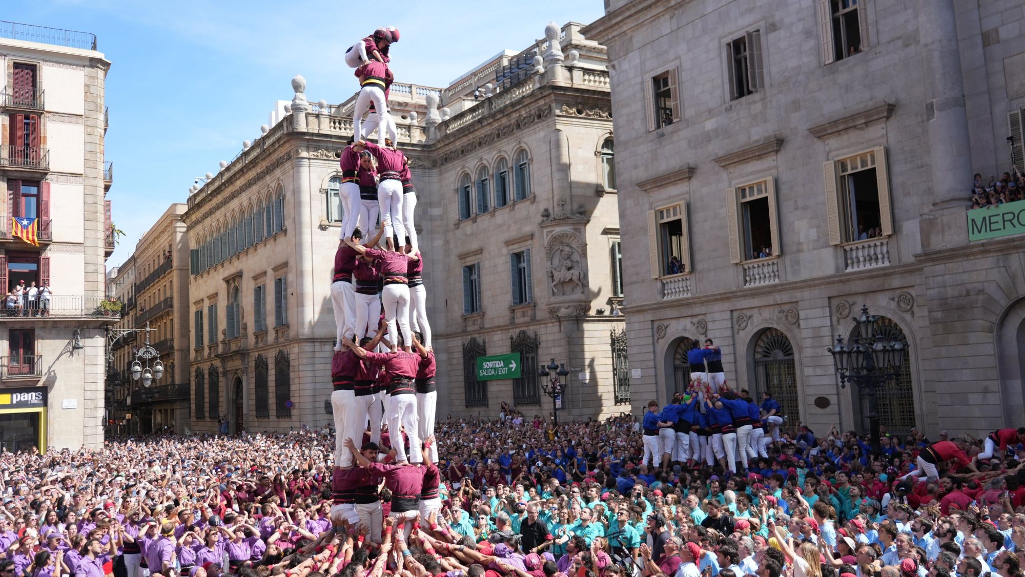 Una de les construccions que s'han fet a la Diada Castellera de la Mercè 2026 (2)