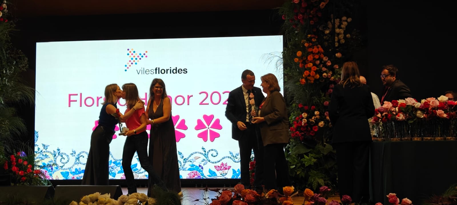 Gemma Tó i altres representants a Viles Florides 2026 1