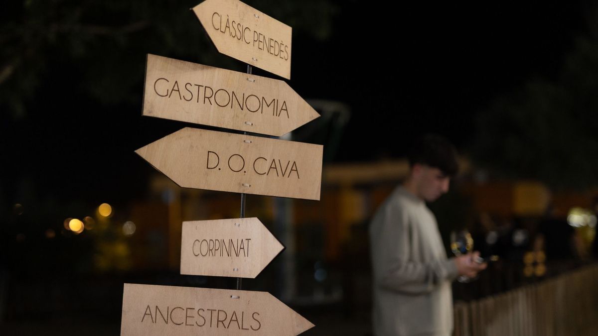 L’Escumostra salva el temporal i sorprèn en la seva estrena (2)