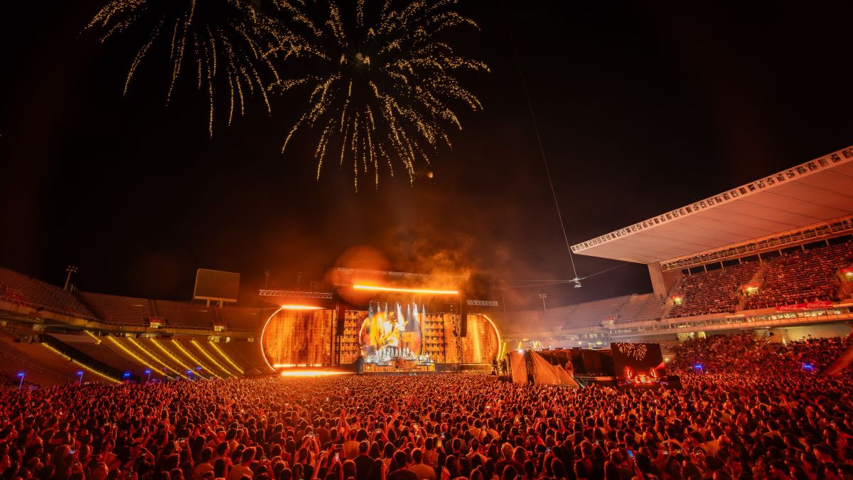Un moment de l'últim concert d'Oques Grasses a l'Estadi Olímpic de Montjuïc.