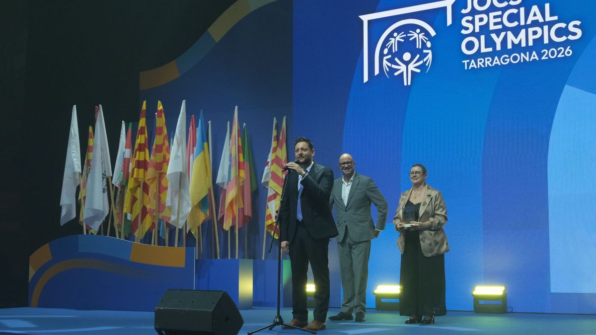 L'alcalde Rubén Viñuales durant l'acte de clausura dels Jocs Special Olympics Tarragona