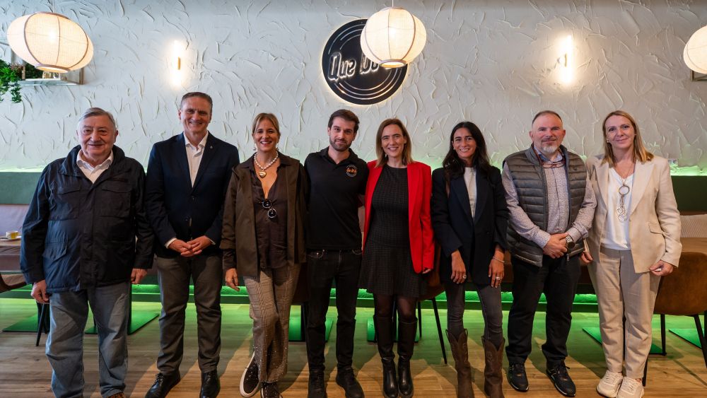 Inauguració del restaurant Que Bo És al centre comercial el Pallol de Reus