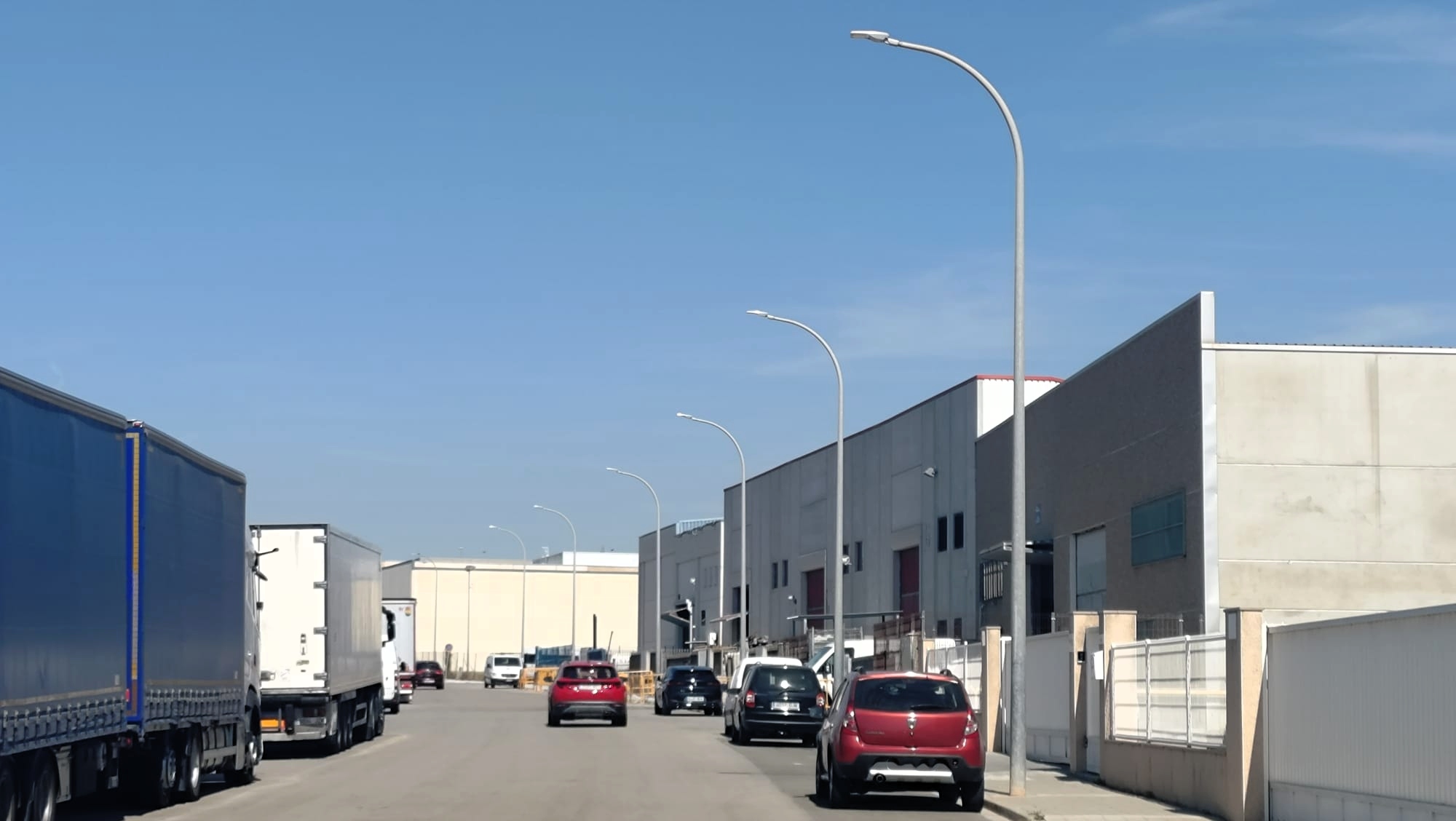 Torredembarra renova amb tecnologia LED l’enllumenat del polígon Roques Planes | FOTO: Ajuntament de Torredembarra