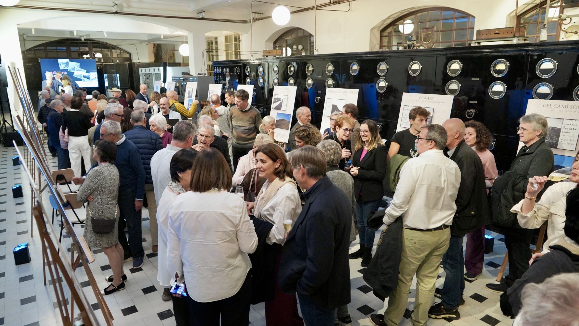 Una capsa de fotos trobada a París fa 40 anys revela com era l’Andorra de 1926 2