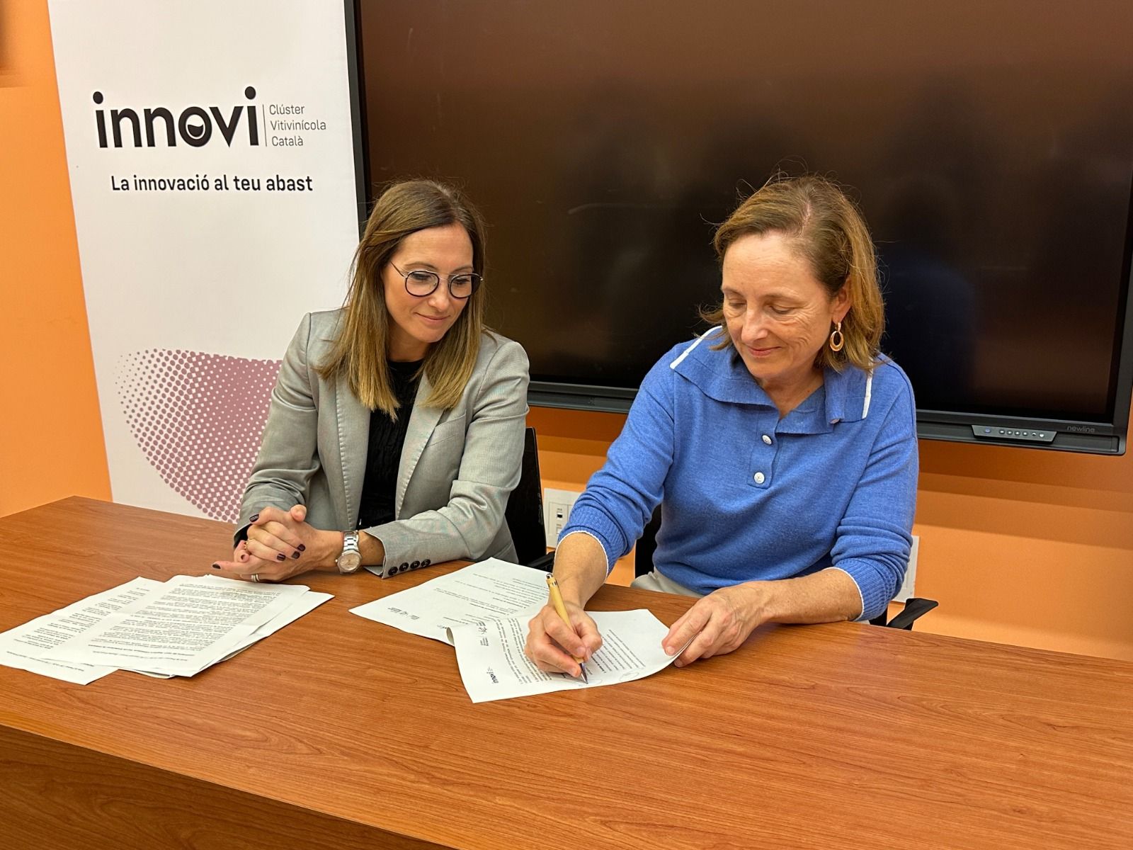 L’Escola d’Enoturisme i INNOVI s’alien per impulsar nous projectes per al sector vitivinícola 1
