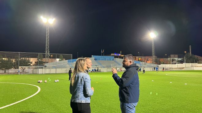 Instal·lació lluminària LED camp de futbol