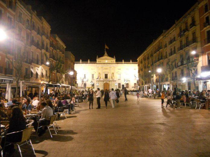 Tarragona reforçarà la vigilància de platges, parcs i la plaça de la ...