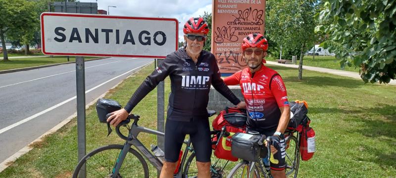 Recepció a dos ciclistes tarragonins que van recorrer el Camí de Sant Jaume