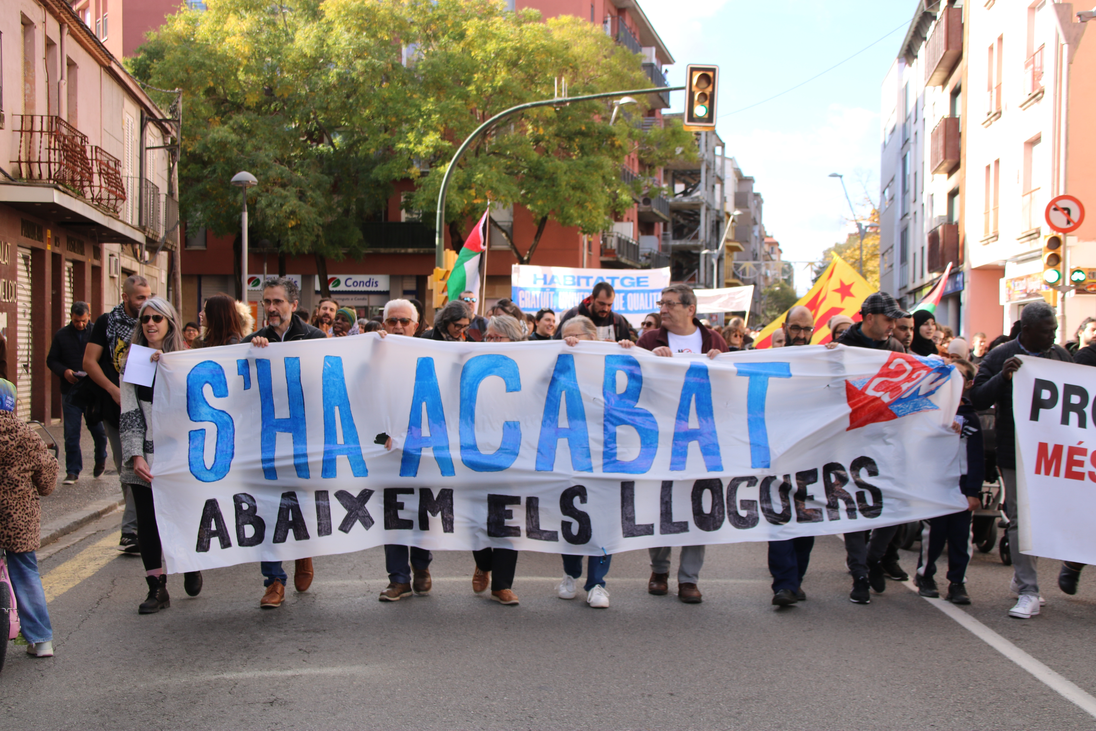 Manifestación contra los alquileres en Girona