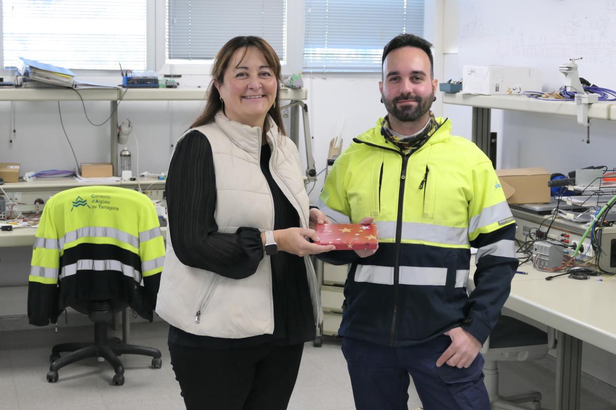 Reconeixement al treballador Rubén Pérez per part del departament de Seguretat del CAT