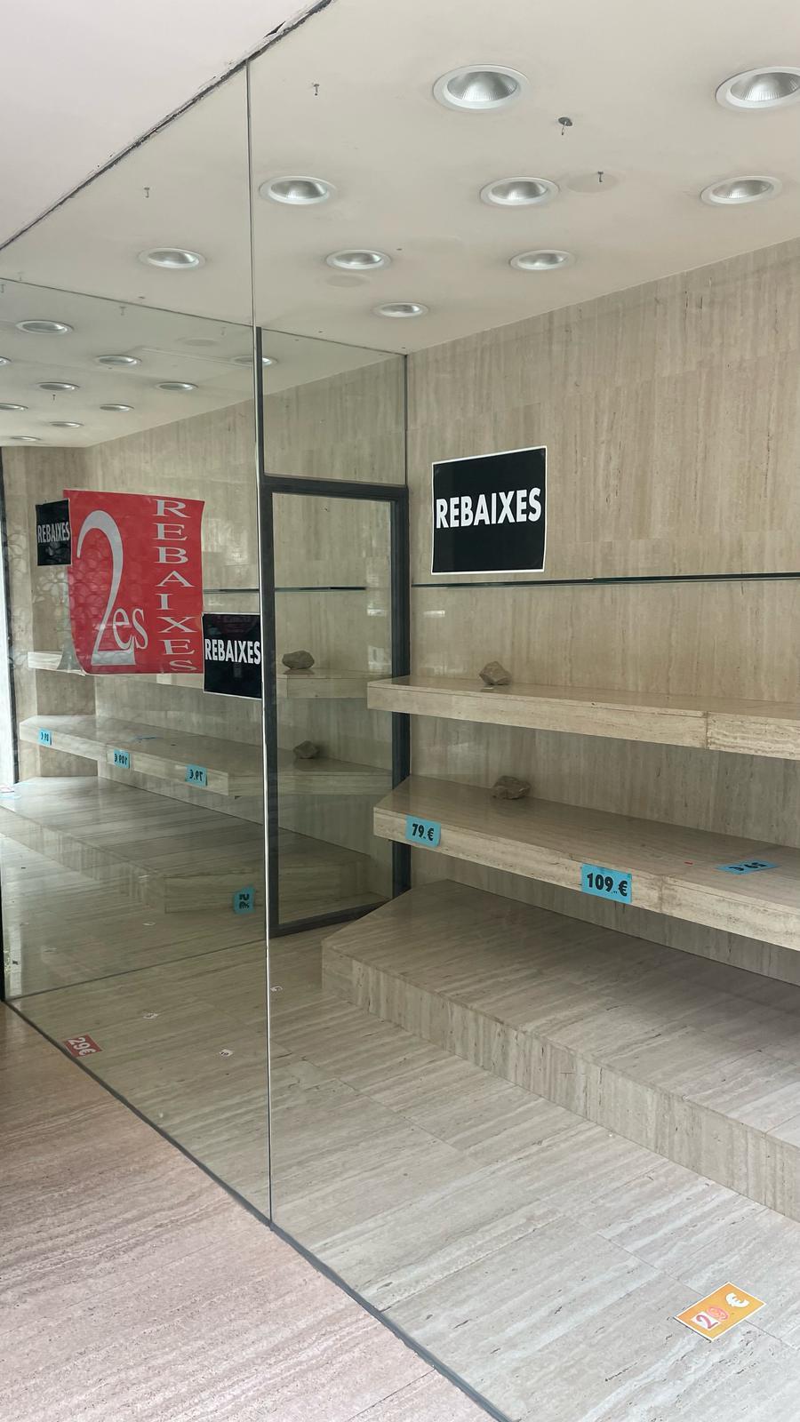 valla-tienda-rambla-nueva