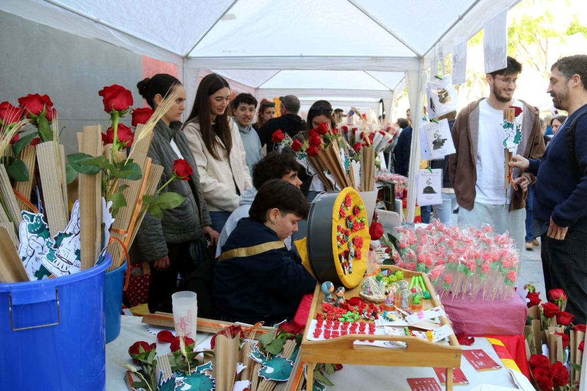 Una parada de roses a Sant Feliu de Llobregat