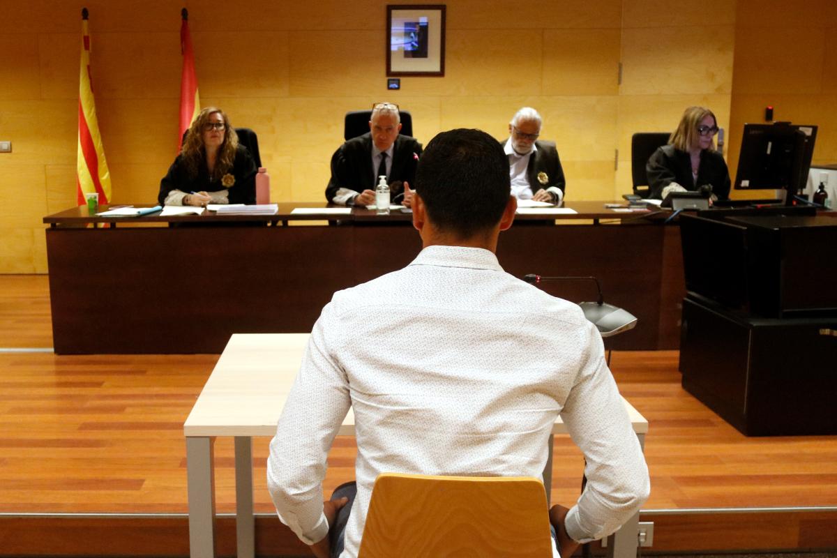 acusat violar adolescent girona