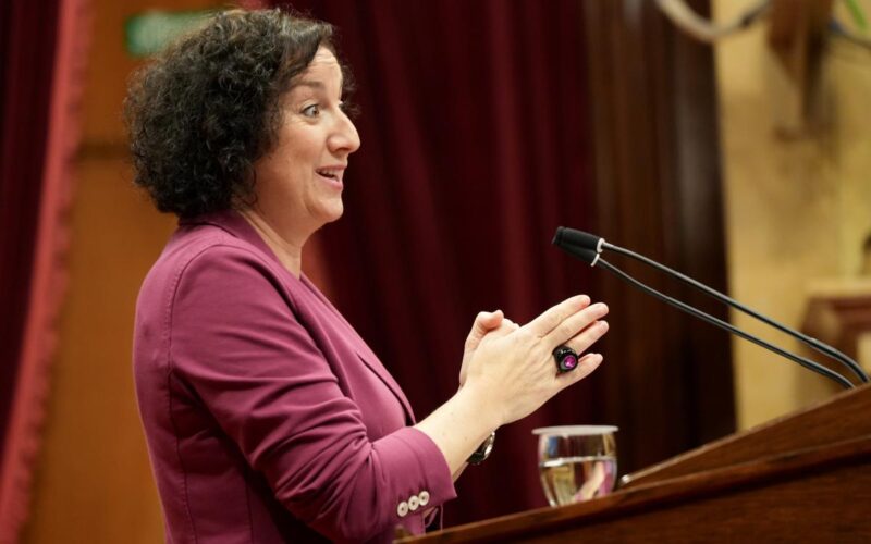 La consellera d'Economia i Hisenda, Alícia Romero, aquest dijous al ple del Parlament