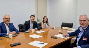 Granados defensa un nou model de finançament per als municipis turístics