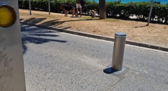 Tancament amb pilona al Passeig Marítim de Cunit